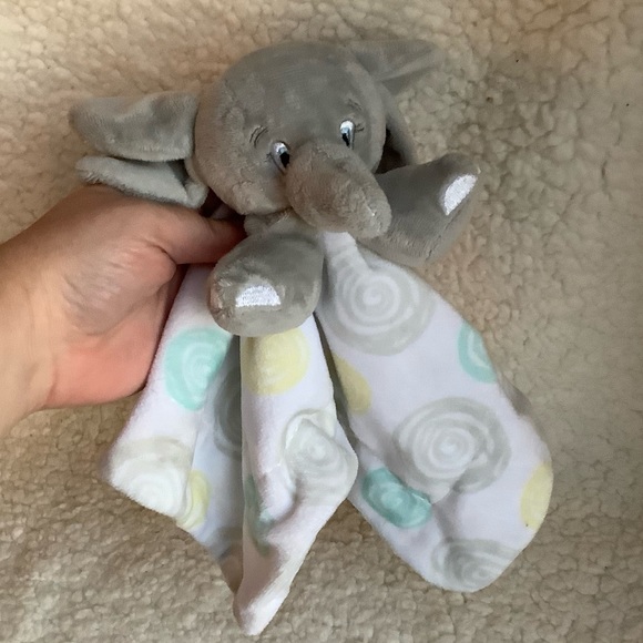 Disney Baby Dumbo Plush Lovey Stuffed Animal Security Blanket Toy - Picture 2 of 8